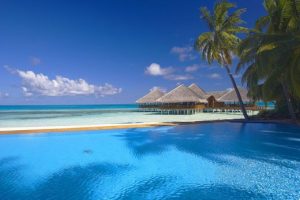 Pool mit Meerblick von Malediven MEDHUFUSHI ISLAND RESORT